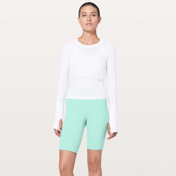 Lululemon On Pace Shorts - Picture 10 of 12